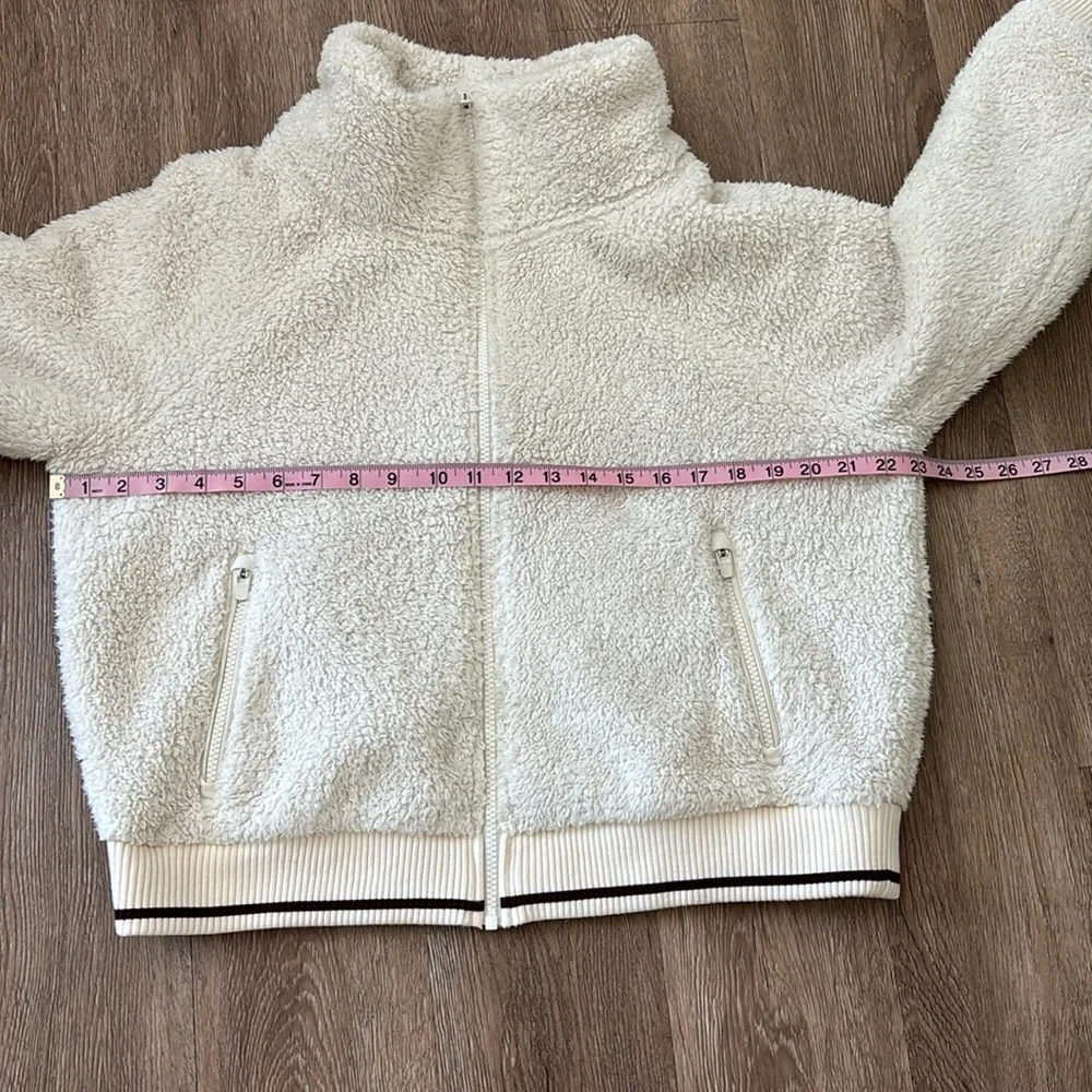 Athleta Sherpa Jacket. Size L. - Picture 5 of 7